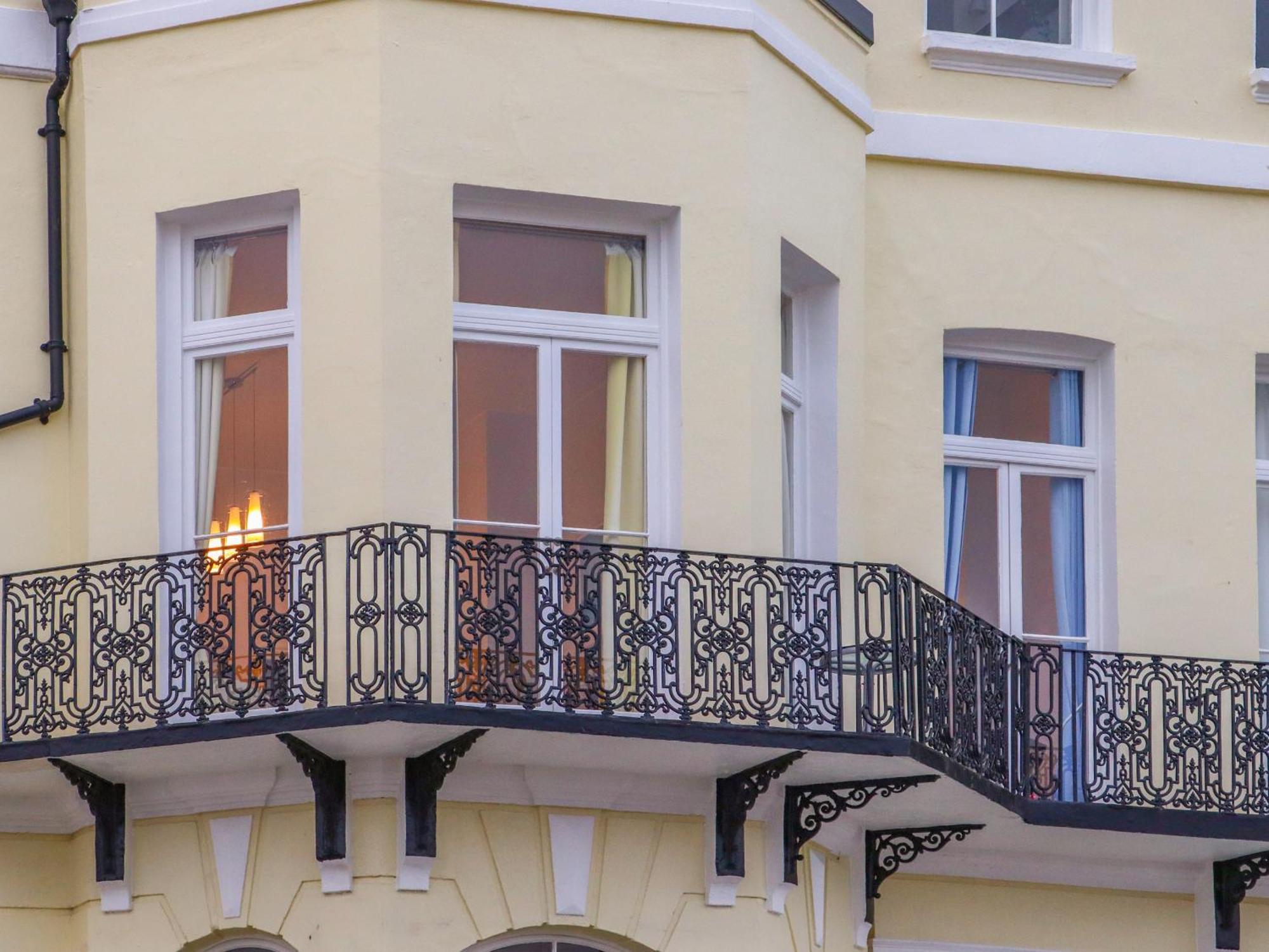 The Old Spy Headquarters Apartment โฟล์กสตัน ภายนอก รูปภาพ